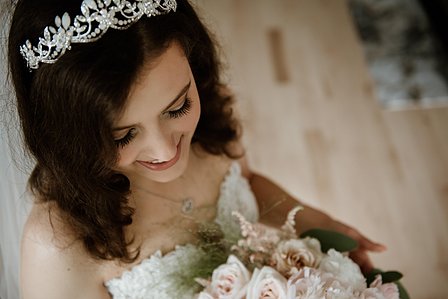 Montreal wedding photographer; John KOO Photography; Lubov and Jonathan's wedding; Montreal wedding photo; Prima Luna restaurant reception hall; St. Rose of Lima church Laval; wedding photography; Église Sainte-Rose-de-Lima Laval