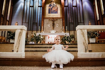Montreal baptism photographer, Montreal Catholic Church baptism, Paroisse Consolata Mtl baptism, Our Lady of Consolation church baptism, Montreal family events photographer