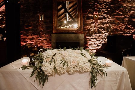 Montreal wedding photographer, L'Auberge Saint-Gabriel wedding, Le Coeur Bohème wedding planner, Montreal elopement photographer, Montreal engagement photographer