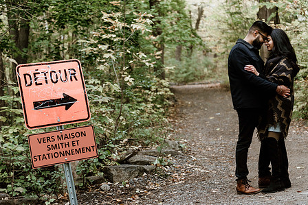 Montreal surprise proposal photographer; Surprise marriage proposal photographer MTL; Chalet du Mont Royal surprise proposal; Harleen and Mehtab's Montreal marriage proposal; John KOO Photography; Kondiaronk Belvedere surprise proposal photographer