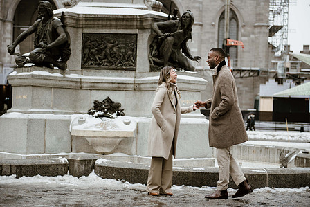 Biana Rosa singer; Ed Sheeran Perfect cover; John KOO Photography; Leon Bridges Beyond cover; MTL surprise marriage proposal photo; Montreal Surprise proposal photographer; Nelligan hotel reception venue; Notre Dame Basilica surprise proposal; Old MTL