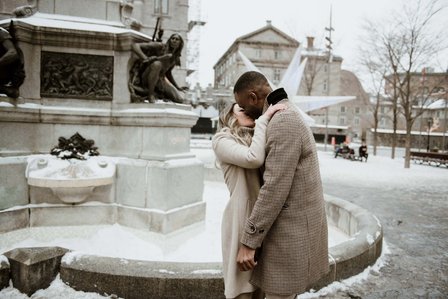 Biana Rosa singer; Ed Sheeran Perfect cover; John KOO Photography; Leon Bridges Beyond cover; MTL surprise marriage proposal photo; Montreal Surprise proposal photographer; Nelligan hotel reception venue; Notre Dame Basilica surprise proposal; Old MTL
