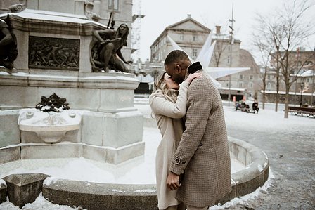 Biana Rosa singer; Ed Sheeran Perfect cover; John KOO Photography; Leon Bridges Beyond cover; MTL surprise marriage proposal photo; Montreal Surprise proposal photographer; Nelligan hotel reception venue; Notre Dame Basilica surprise proposal; Old MTL