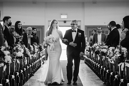 Montreal wedding Photographer;  Saint Ephrem Syriaque Catholique Laval wedding; Natacha and Jim's wedding; Old Montreal wedding photo; Syrian church wedding; Église St-Ephrem; John KOO Photography