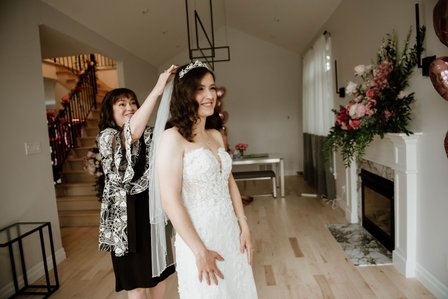 Montreal wedding photographer; John KOO Photography; Lubov and Jonathan's wedding; Montreal wedding photo; Prima Luna restaurant reception hall; St. Rose of Lima church Laval; wedding photography; Église Sainte-Rose-de-Lima Laval