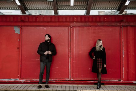 Montreal couple's anniversary portrait photoshoot, High school sweethearts photography, Montreal Portrait photographer, Old Montreal photo session