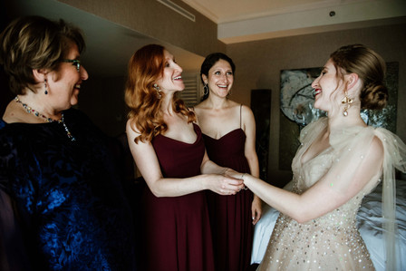 Corinne and Maxime's wedding; John KOO Photography; Les Enfants Terribles MTL wedding; Montreal Jewish wedding photographer; Montreal wedding Photographer; Old Montreal wedding portraits; Square Victoria wedding photos