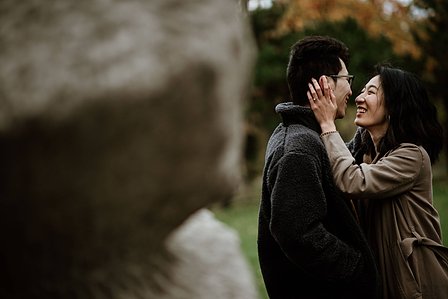 Beaver Lake Montreal portrait session; Beaver Lake pre-wedding photography; Engagement photo in Montreal; F & T's Montreal engagement photographer; John KOO Photography; engagement portraits MTL photography