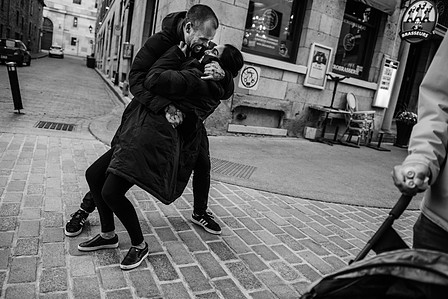 John KOO Photography; Marriage proposal MTL photo; Montreal Surprise proposal photographer; Old Montreal Surprise Proposal; Preet and Danny's Montreal surprise proposal photographer