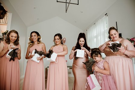Montreal wedding photographer; John KOO Photography; Lubov and Jonathan's wedding; Montreal wedding photo; Prima Luna restaurant reception hall; St. Rose of Lima church Laval; wedding photography; Église Sainte-Rose-de-Lima Laval