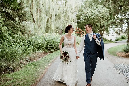 Centre de la Nature Laval wedding photo; John KOO Photography; Katherine and Thomas's Montreal wedding photographer; Montreal Greek Orthodox and Christian wedding; Montreal wedding photo; Saint Philip's Anglican Church;