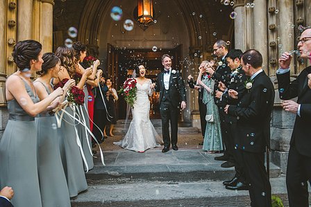 montreal wedding photo, Montreal wedding photographer, Montreal engagement photography, photographe mariage Montreal, St. George Angelican church, Auberge Vieux Port reception hall Montreal