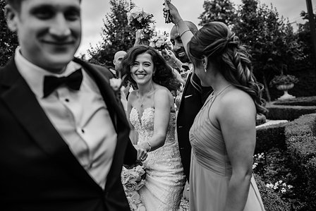 Montreal wedding photographer; John KOO Photography; Lubov and Jonathan's wedding; Montreal wedding photo; Prima Luna restaurant reception hall; St. Rose of Lima church Laval; wedding photography; Église Sainte-Rose-de-Lima Laval