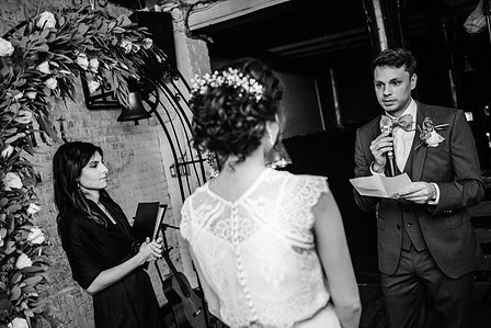 Montreal wedding photographer, L'Auberge Saint-Gabriel wedding, Le Coeur Bohème wedding planner, Montreal elopement photographer, Montreal engagement photographer