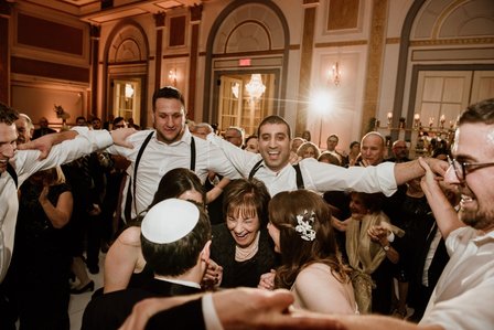 Melanie and Benjy's wedding, Montreal Jewish wedding photographer, Montreal wedding Photographer, Windsor Ballroom wedding venue, Montreal wedding photo