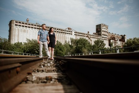 Montreal wedding Photographer, Bassin Peel engagement photo, Farine Five Roses Montreal engagement photo, Old Montreal Engagement Photo, Montreal Engagement Photo, Montreal Pre-Wedding photographer, Mandy and Nate’s MTL engagement photographer