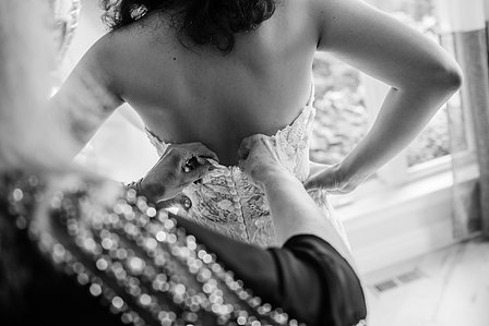 Montreal wedding photographer; John KOO Photography; Lubov and Jonathan's wedding; Montreal wedding photo; Prima Luna restaurant reception hall; St. Rose of Lima church Laval; wedding photography; Église Sainte-Rose-de-Lima Laval