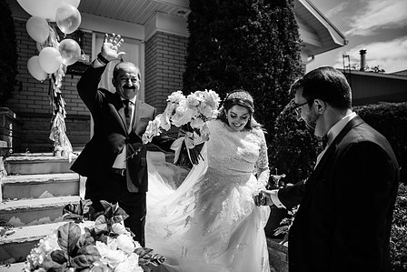 College Saint-Sacrement; John KOO Photography; Lebanese wedding Montreal; Miryana and Fawzi's wedding; Montreal wedding Photographer; Montreal wedding photo; Vieux Terrebonne wedding portraits; Zaffetna Entertainment