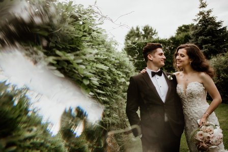 Montreal wedding photographer; John KOO Photography; Lubov and Jonathan's wedding; Montreal wedding photo; Prima Luna restaurant reception hall; St. Rose of Lima church Laval; wedding photography; Église Sainte-Rose-de-Lima Laval