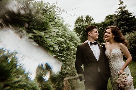 Montreal wedding photographer; John KOO Photography; Lubov and Jonathan's wedding; Montreal wedding photo; Prima Luna restaurant reception hall; St. Rose of Lima church Laval; wedding photography; Église Sainte-Rose-de-Lima Laval