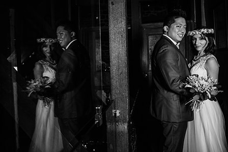 Montreal wedding Photographer; Auberge Saint Gabriel wedding Montreal; John KOO Photography; MTL wedding photography; Marwa and Stephane's wedding; Montreal intimate wedding photographer; Old Montreal wedding; Photographe de mariage Montreal