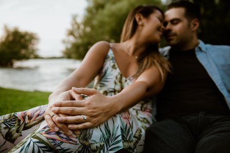 Montreal Engagement Photographer, Montreal wedding Photographer, Kim and Marc Olivier's engagement shoot; Montreal Engagement Photo, RécréoParc, Sainte-Catherine, QC, Sunset engagement photo; MTL engagement photo by the water