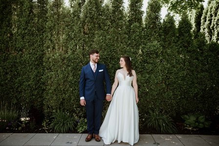Danielle and Andrew's wedding; First look; John KOO Photography; Ketubah signing; Montreal Jewish wedding; Montreal Jewish wedding photographer; Shaare Zion Congregation; Table 51 restaurant MTL