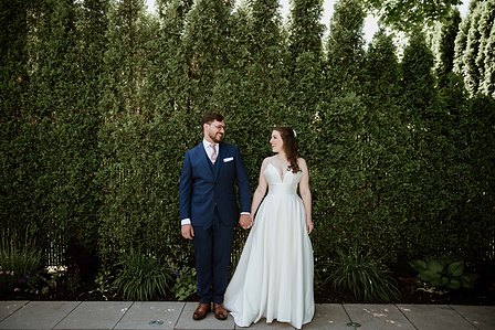 Danielle and Andrew's wedding; First look; John KOO Photography; Ketubah signing; Montreal Jewish wedding; Montreal Jewish wedding photographer; Shaare Zion Congregation; Table 51 restaurant MTL