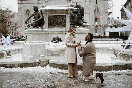 Biana Rosa singer; Ed Sheeran Perfect cover; John KOO Photography; Leon Bridges Beyond cover; MTL surprise marriage proposal photo; Montreal Surprise proposal photographer; Nelligan hotel reception venue; Notre Dame Basilica surprise proposal; Old MTL