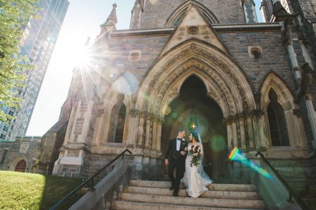 montreal wedding photo, Montreal wedding photographer, Montreal engagement photography, photographe mariage Montreal, St. George Angelican church, Auberge Vieux Port reception hall Montreal