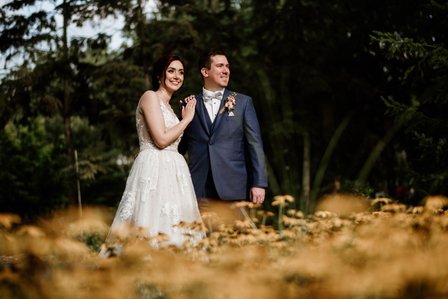 Centre de la Nature Laval wedding photo; John KOO Photography; Katherine and Thomas's Montreal wedding photographer; Montreal Greek Orthodox and Christian wedding; Montreal wedding photo; Saint Philip's Anglican Church;