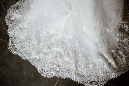 Montreal wedding photographer; John KOO Photography; Lubov and Jonathan's wedding; Montreal wedding photo; Prima Luna restaurant reception hall; St. Rose of Lima church Laval; wedding photography; Église Sainte-Rose-de-Lima Laval