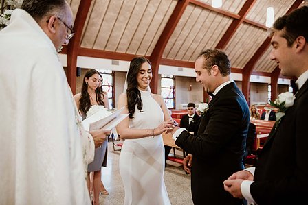 Montreal wedding Photographer;  Saint Ephrem Syriaque Catholique Laval wedding; Natacha and Jim's wedding; Old Montreal wedding photo; Syrian church wedding; Église St-Ephrem; John KOO Photography
