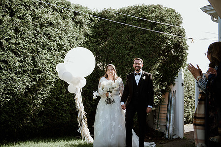 College Saint-Sacrement; John KOO Photography; Lebanese wedding Montreal; Miryana and Fawzi's wedding; Montreal wedding Photographer; Montreal wedding photo; Vieux Terrebonne wedding portraits; Zaffetna Entertainment