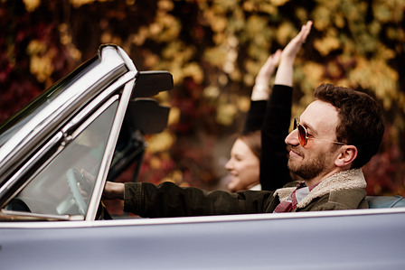 Montreal wedding Photographer; 1969 Cadillac Deville Convertible; Colourful leaves Montreal; Fall Autumn photo shoot; Jewish wedding Montreal; John KOO Photography; Montreal Jewish engagement photographer; Montreal Pre-Wedding photographer; Throwback Tour