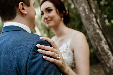 Centre de la Nature Laval wedding photo; John KOO Photography; Katherine and Thomas's Montreal wedding photographer; Montreal Greek Orthodox and Christian wedding; Montreal wedding photo; Saint Philip's Anglican Church;