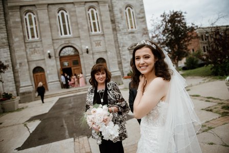 Montreal wedding photographer; John KOO Photography; Lubov and Jonathan's wedding; Montreal wedding photo; Prima Luna restaurant reception hall; St. Rose of Lima church Laval; wedding photography; Église Sainte-Rose-de-Lima Laval
