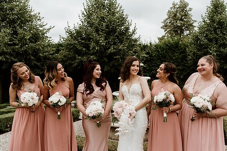 Montreal wedding photographer; John KOO Photography; Lubov and Jonathan's wedding; Montreal wedding photo; Prima Luna restaurant reception hall; St. Rose of Lima church Laval; wedding photography; Église Sainte-Rose-de-Lima Laval