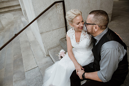 Chateau Ramezay wedding venue photo Montreal, Courtyard wedding. Montreal wedding photographer, Melanie and Robert's Montreal elopement photographer. Melanie and Robert's Montreal wedding, Montreal Wedding Photography.