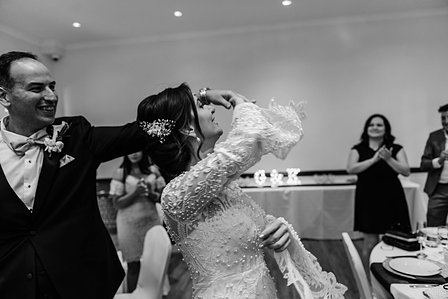 Centre Arménie Laval; Centre de la Nature wedding photo Laval; Gohar and Kosta's wedding; John KOO Photography; Montreal Greek and Armenian wedding; Montreal wedding Photographer; St-Nicholas Laval Greek Orthodox Church;
