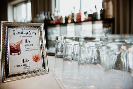 Montreal wedding photographer, William Gray Hotel wedding, Old Montreal wedding, wedding photos, Rita Wong Events, DJ Toddy Flores, Rémy Martin VSOP XO