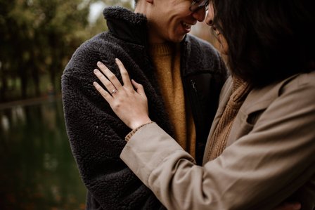 Beaver Lake Montreal portrait session; Beaver Lake pre-wedding photography; Engagement photo in Montreal; F & T's Montreal engagement photographer; John KOO Photography; engagement portraits MTL photography