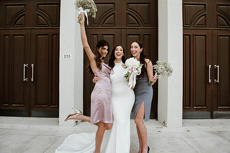 Montreal wedding Photographer;  Saint Ephrem Syriaque Catholique Laval wedding; Natacha and Jim's wedding; Old Montreal wedding photo; Syrian church wedding; Église St-Ephrem; John KOO Photography