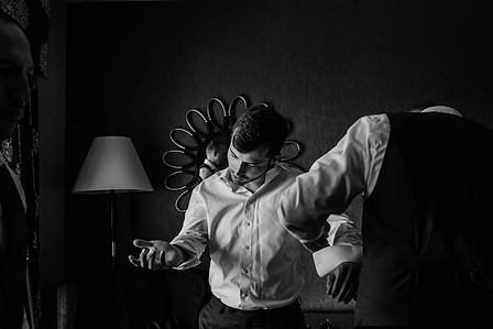 Corinne and Maxime's wedding; John KOO Photography; Les Enfants Terribles MTL wedding; Montreal Jewish wedding photographer; Montreal wedding Photographer; Old Montreal wedding portraits; Square Victoria wedding photos