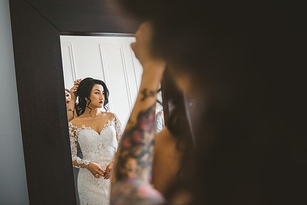 montreal wedding photo, Montreal wedding photographer, Montreal engagement photography, photographe mariage Montreal, St. George Angelican church, Auberge Vieux Port reception hall Montreal