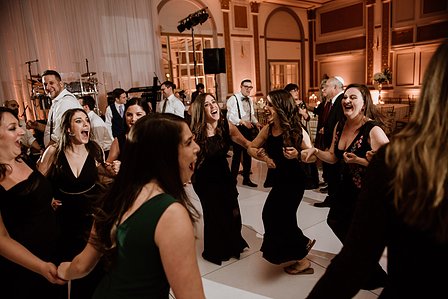 Melanie and Benjy's wedding, Montreal Jewish wedding photographer, Montreal wedding Photographer, Windsor Ballroom wedding venue, Montreal wedding photo