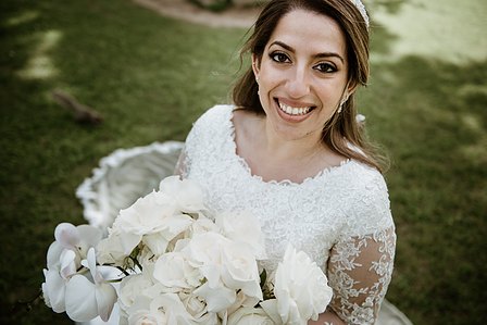 College Saint-Sacrement; John KOO Photography; Lebanese wedding Montreal; Miryana and Fawzi's wedding; Montreal wedding Photographer; Montreal wedding photo; Vieux Terrebonne wedding portraits; Zaffetna Entertainment