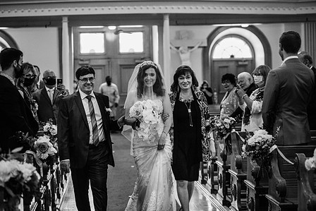 Montreal wedding photographer; John KOO Photography; Lubov and Jonathan's wedding; Montreal wedding photo; Prima Luna restaurant reception hall; St. Rose of Lima church Laval; wedding photography; Église Sainte-Rose-de-Lima Laval