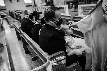 Montreal baptism photographer, Montreal Catholic Church baptism, Paroisse Consolata Mtl baptism, Our Lady of Consolation church baptism, Montreal family events photographer