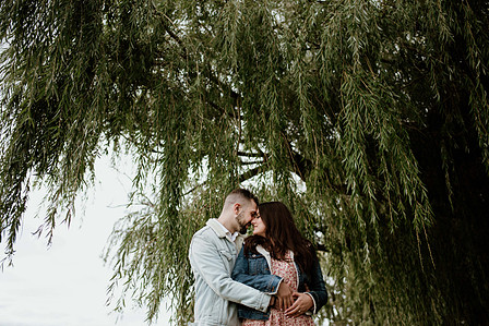 Montreal Engagement Photographer, Montreal wedding Photographer, engagement portraits MTL, Elftheria and Ricky's engagement shoot, John KOO Photography, Lachine Lighthouse engagement photos